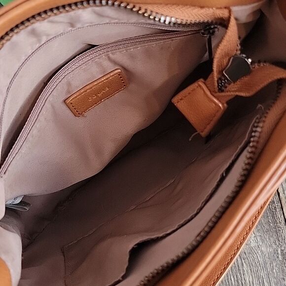 CoLab faux leather crossbody bag - Picture 7 of 13